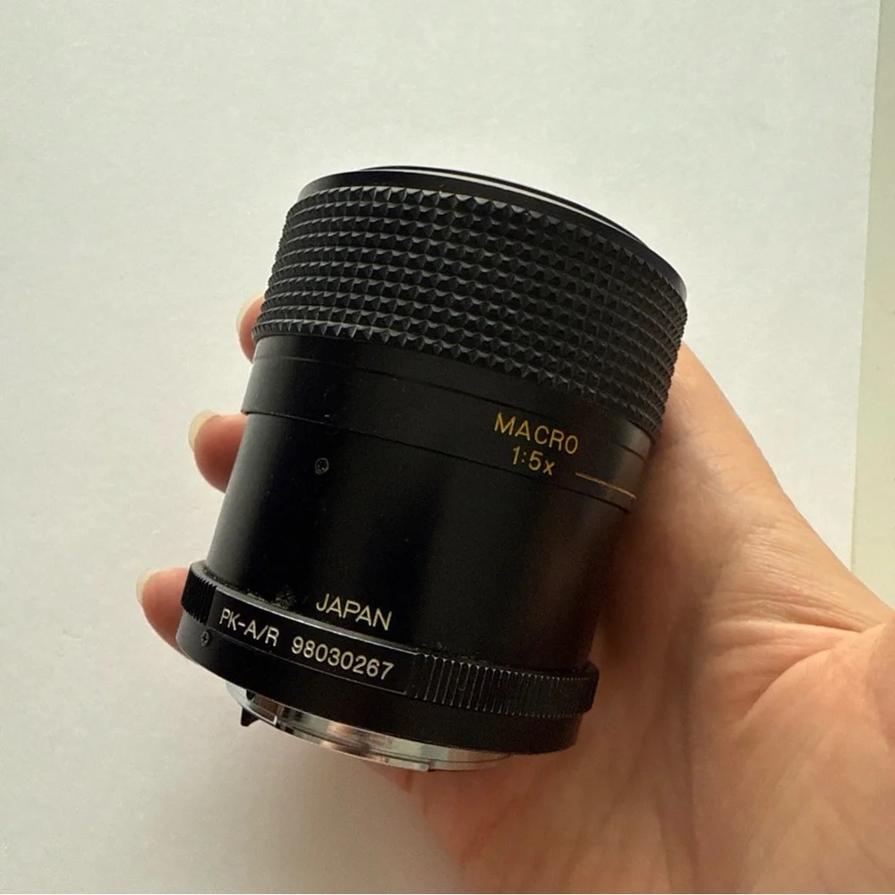 Vivitar 28-70mm 1:3.5-4.8 MC Micro Focusing Zoom 52mm Lens w/hoya filter Japan